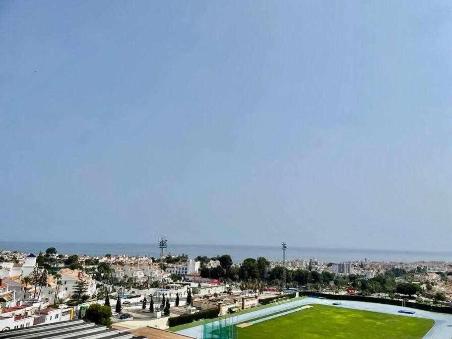 Atico Con Vistas Al Mar Y En Nerja Daire Dış mekan fotoğraf